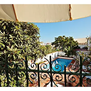 https://hostal-la-posada-conil-de-la-frontera.es-andalucia.com